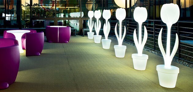 Tulip floor lamp