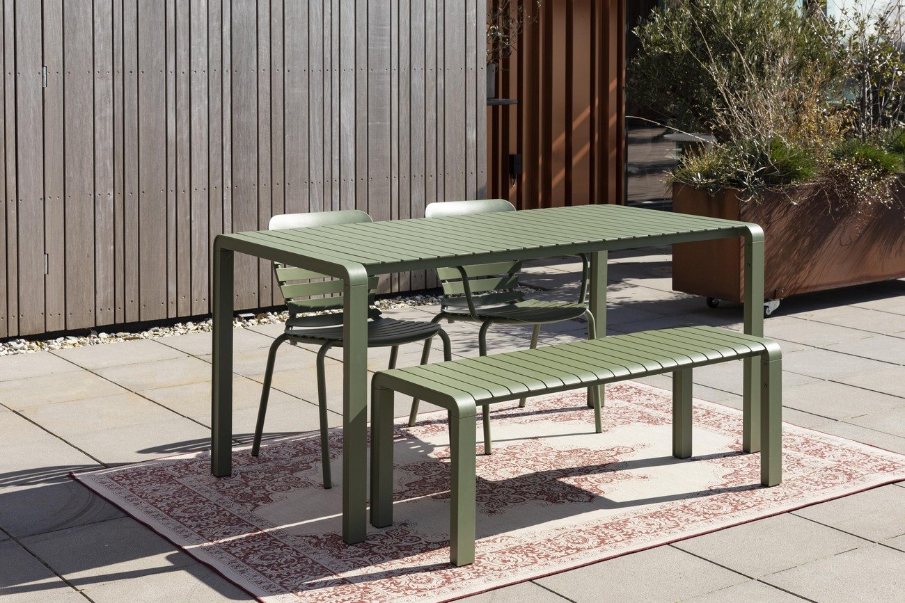 VONDEL - Green garden table