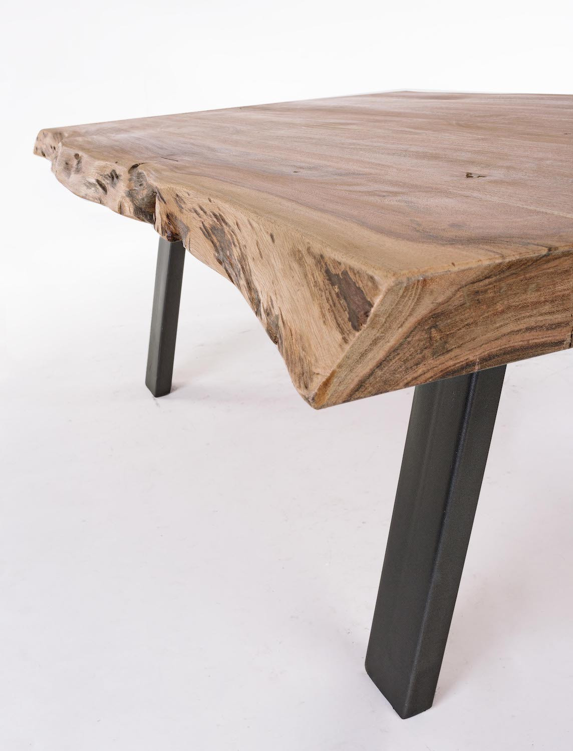 ROBIN - Table basse de salon en bois marron en zoom