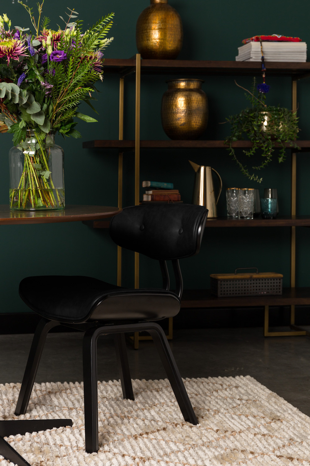 Blackwood design chair-all black