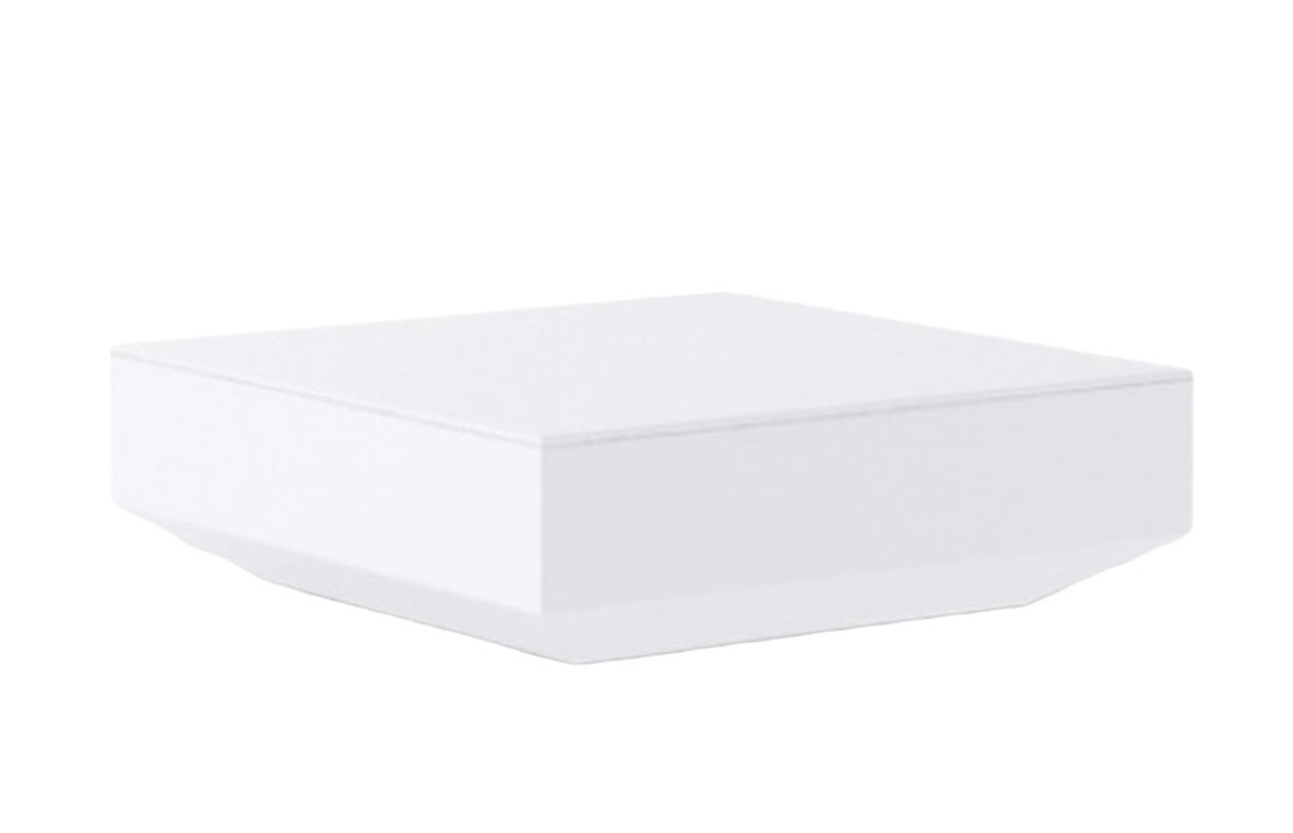 Table basse exterieur carre blanche