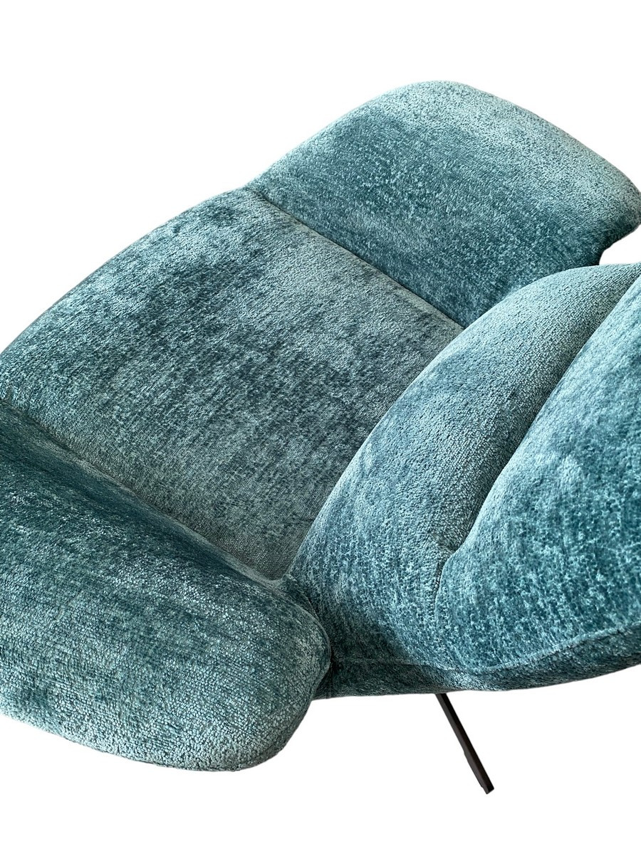 Bequemer ASTI-Sessel aus blauem Samt