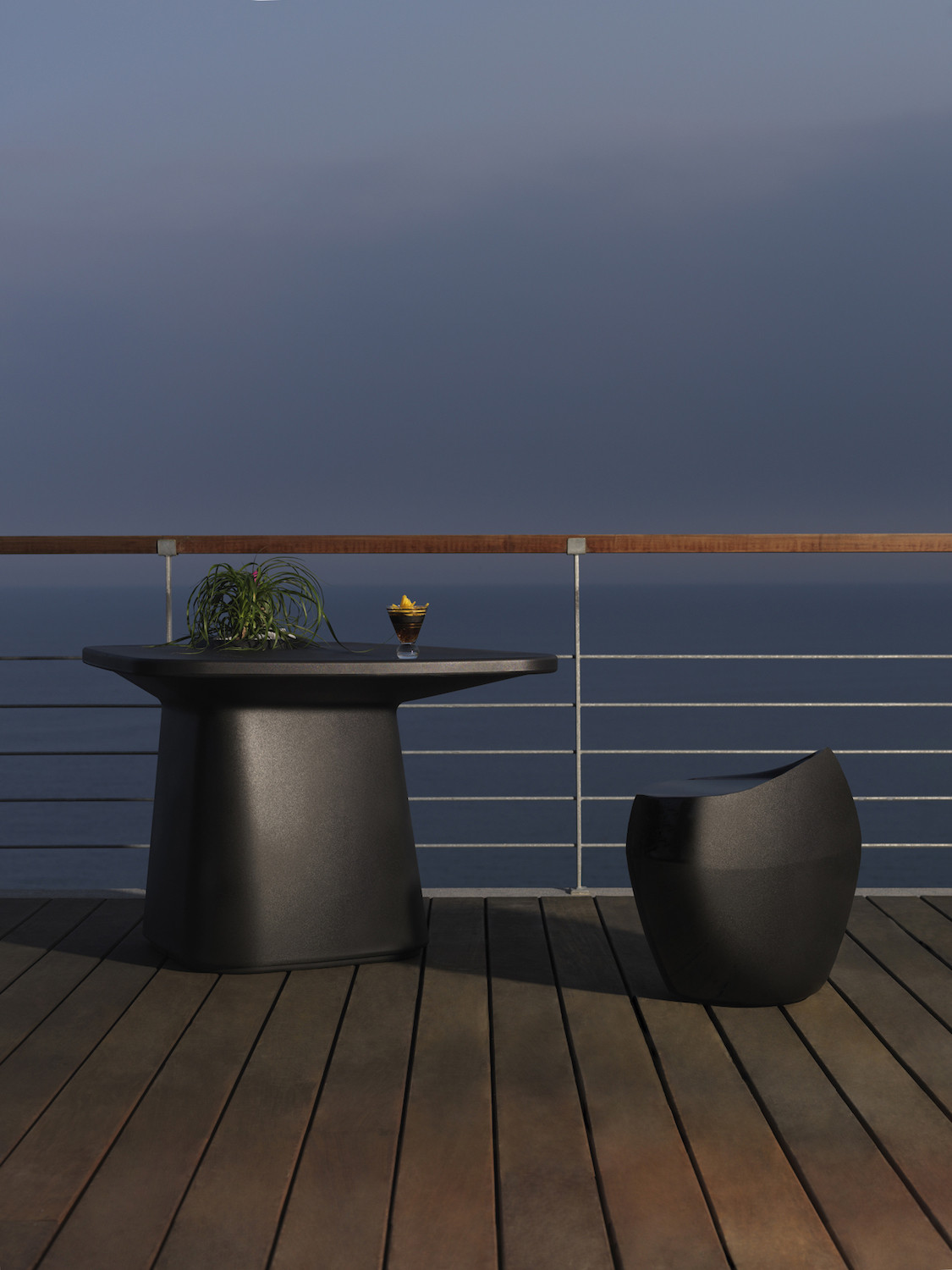 VONDOM: Moma medium table Vondom modern outdoor furniture