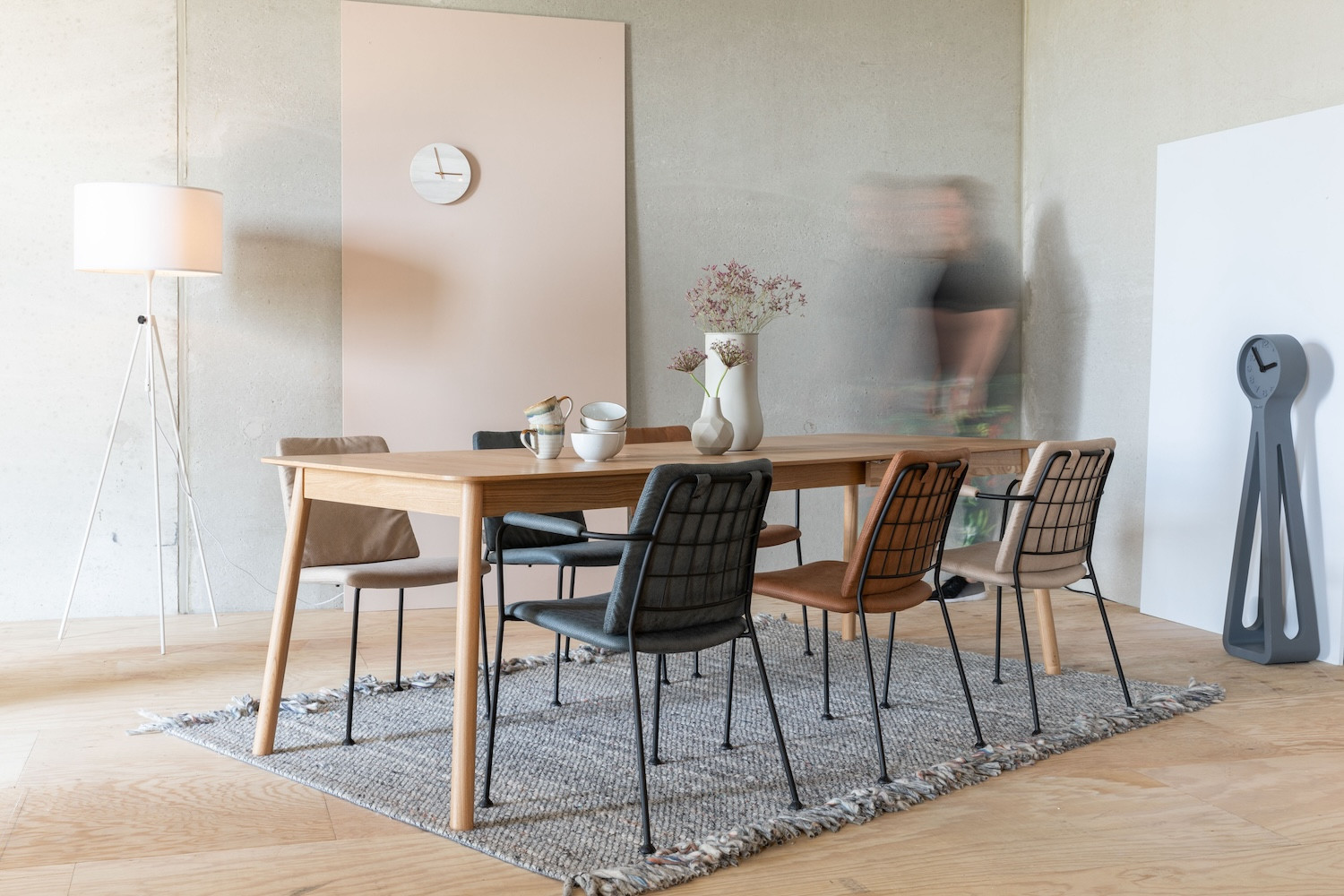 XL Dining Table Glimps by Zuiver