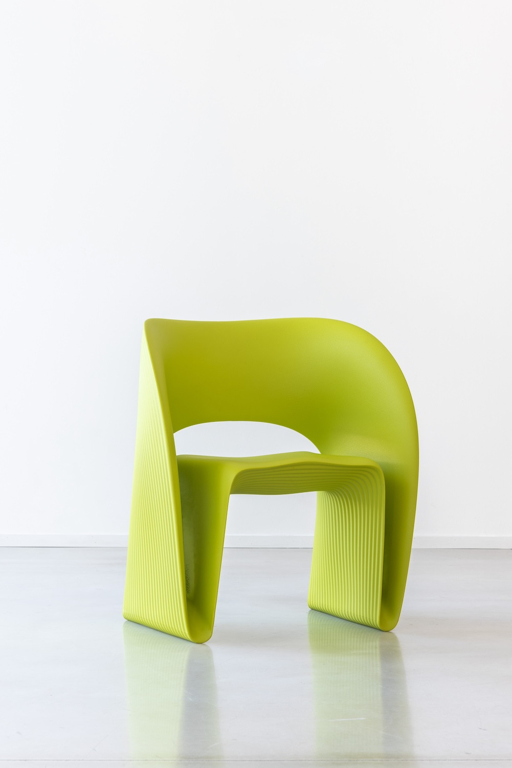 Raviolo chair by Magis