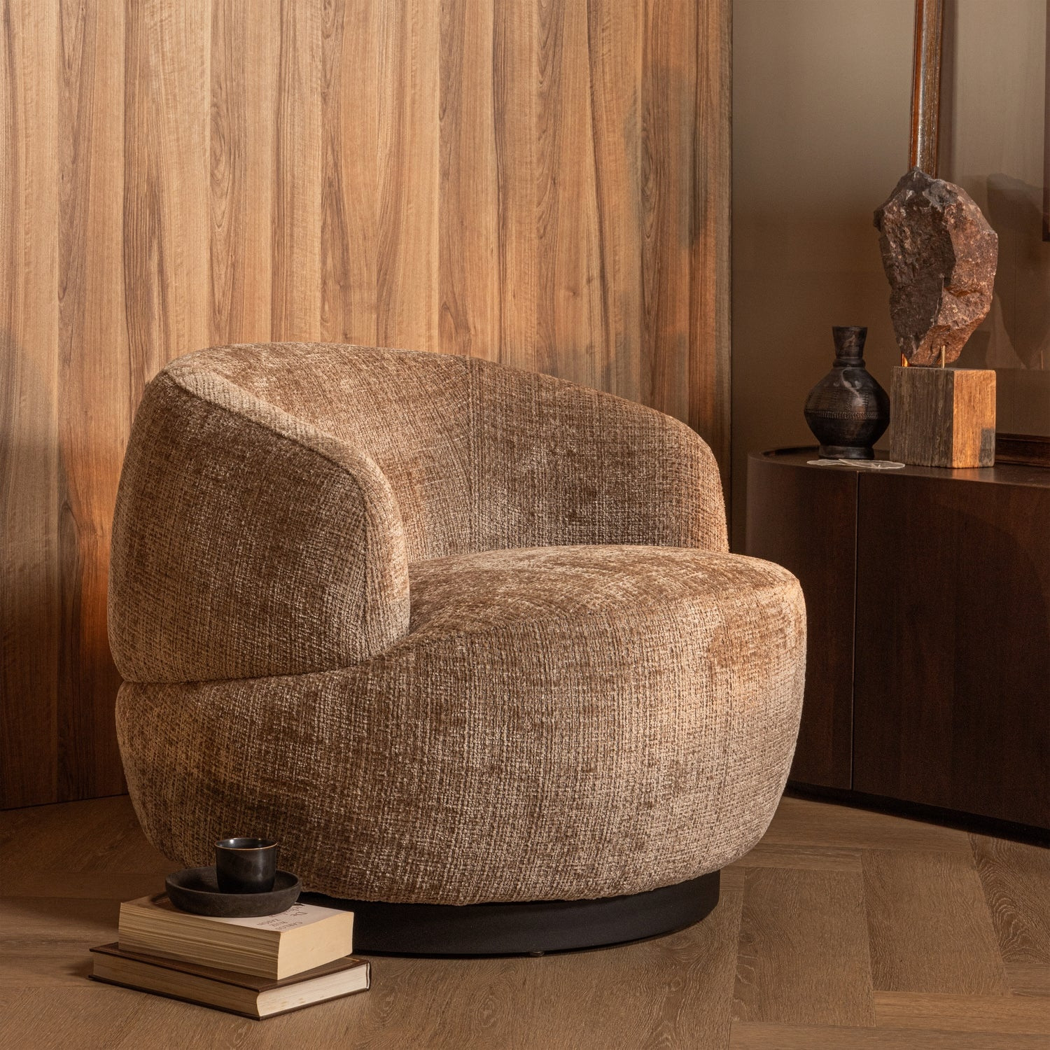 WOOLLY - Red fabric swivel armchair