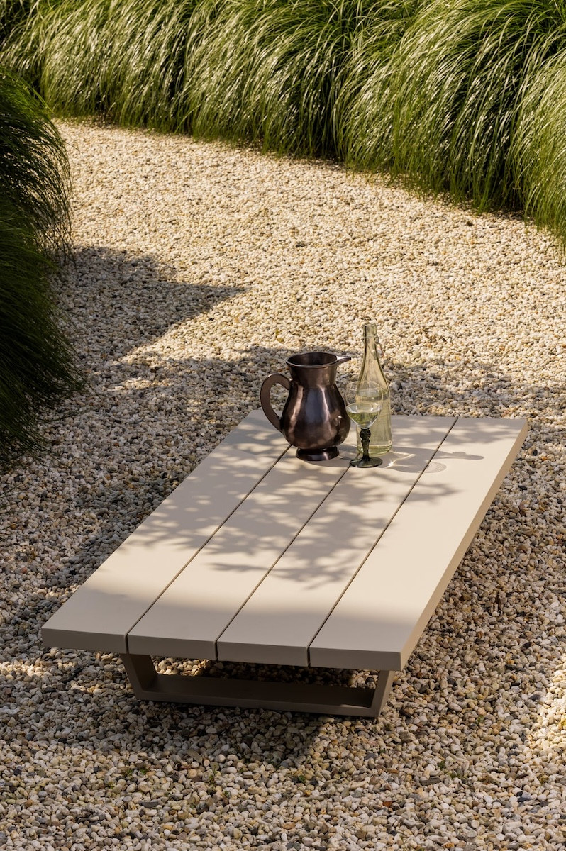 TAO - Slide outdoor coffee table