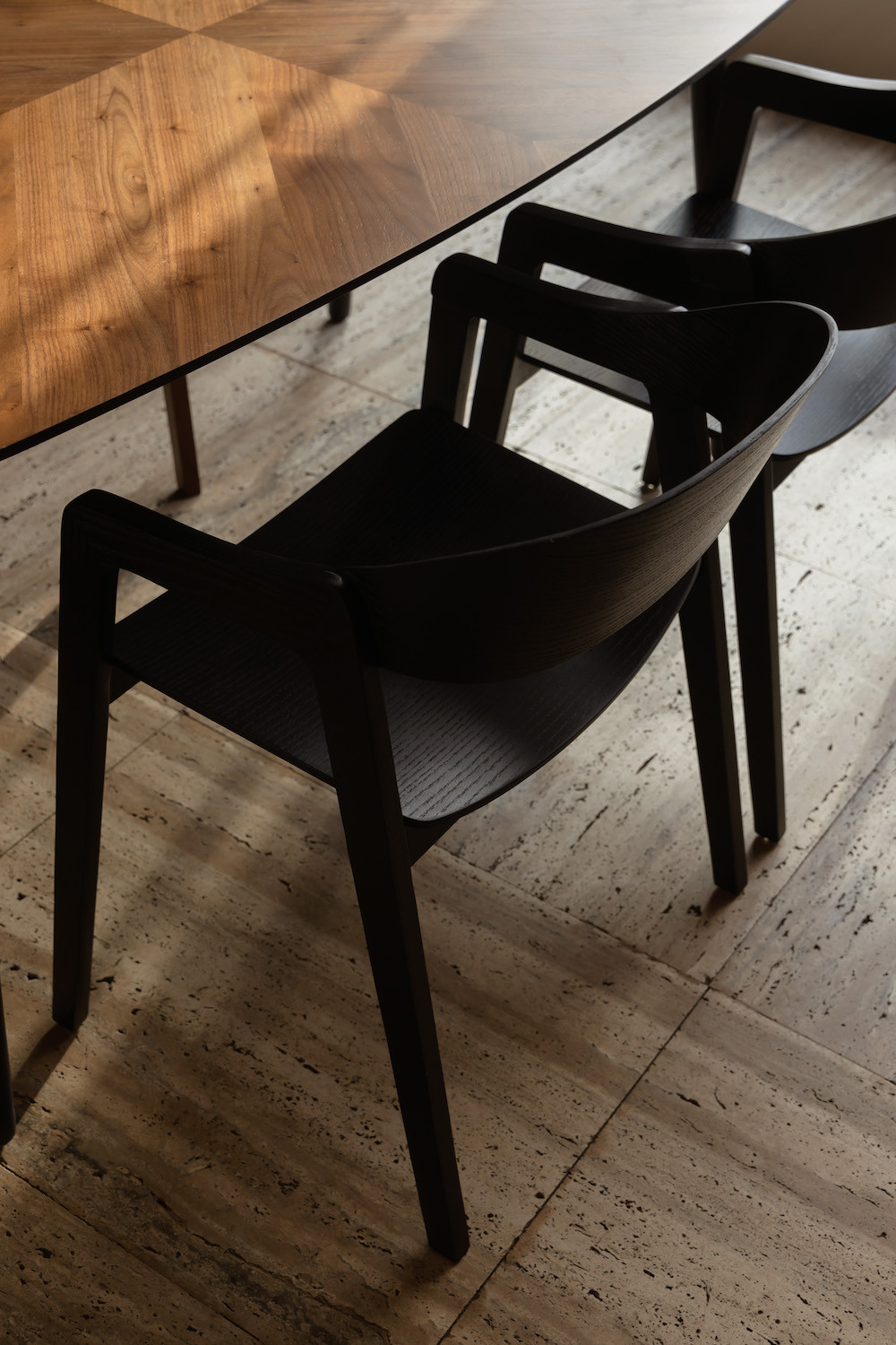 WESTLAKE - Silla de madera negra