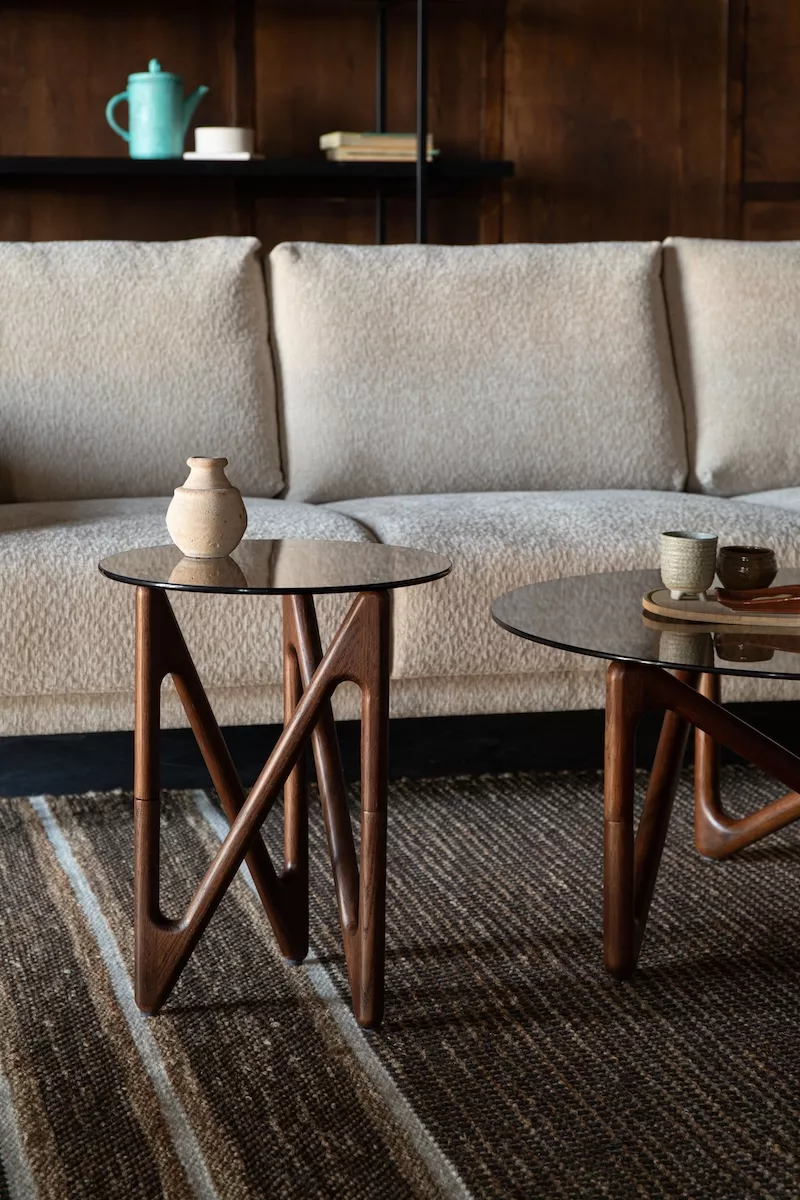 NAIA - Table d'appoint ronde en bois et verre fumé D40