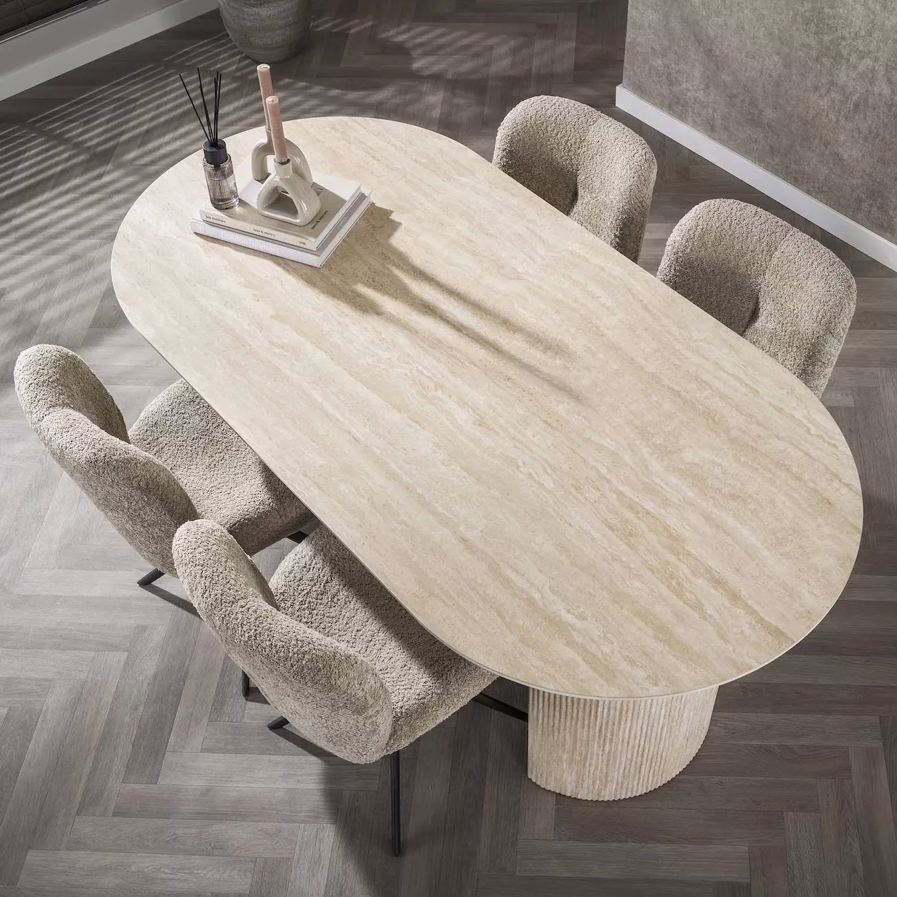 DIADEM - Oval dining table in travertine finish L180